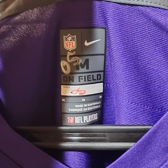 NFL Vikings Jersey Diggs #14 Size Medium - Picture 6 of 9